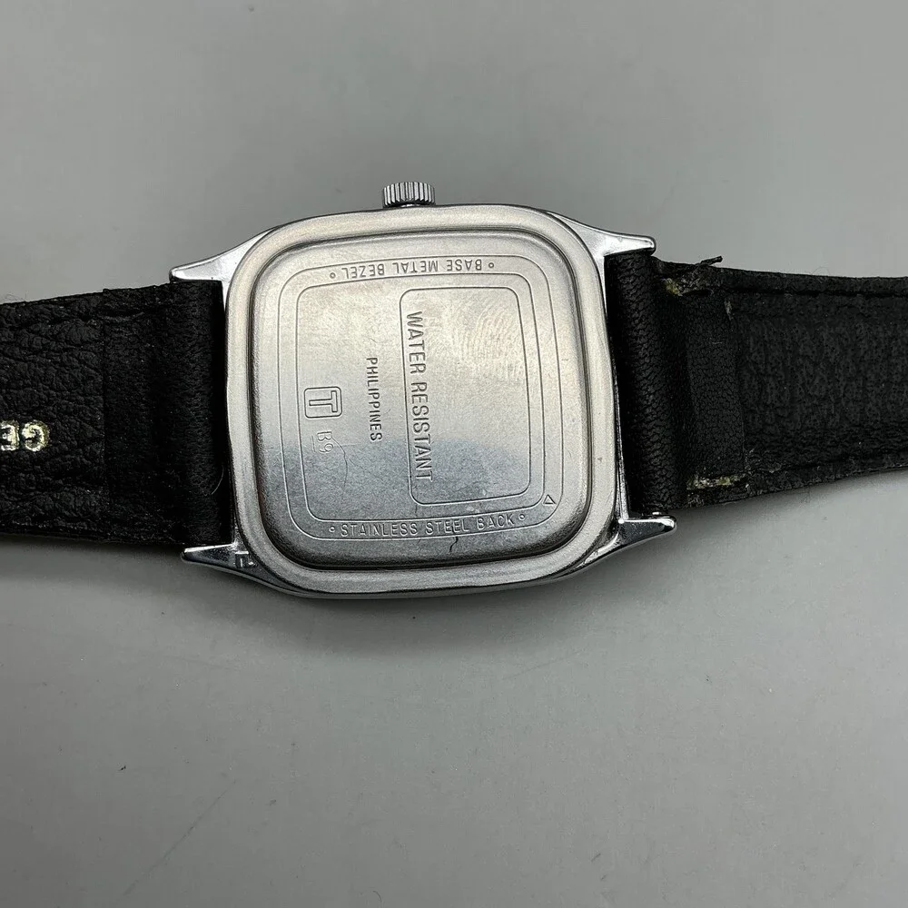 Acqua Womens Watch 28mm Silver Tone Date Octagon Leather Band New Battery